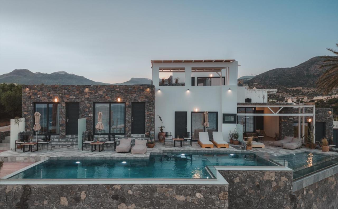 Plakakia Luxury Apartments Makrýgialos Eksteriør billede