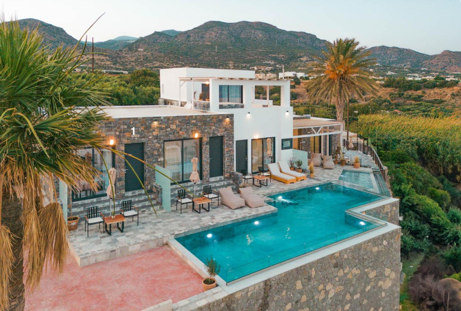 Plakakia Luxury Apartments Makrýgialos Eksteriør billede