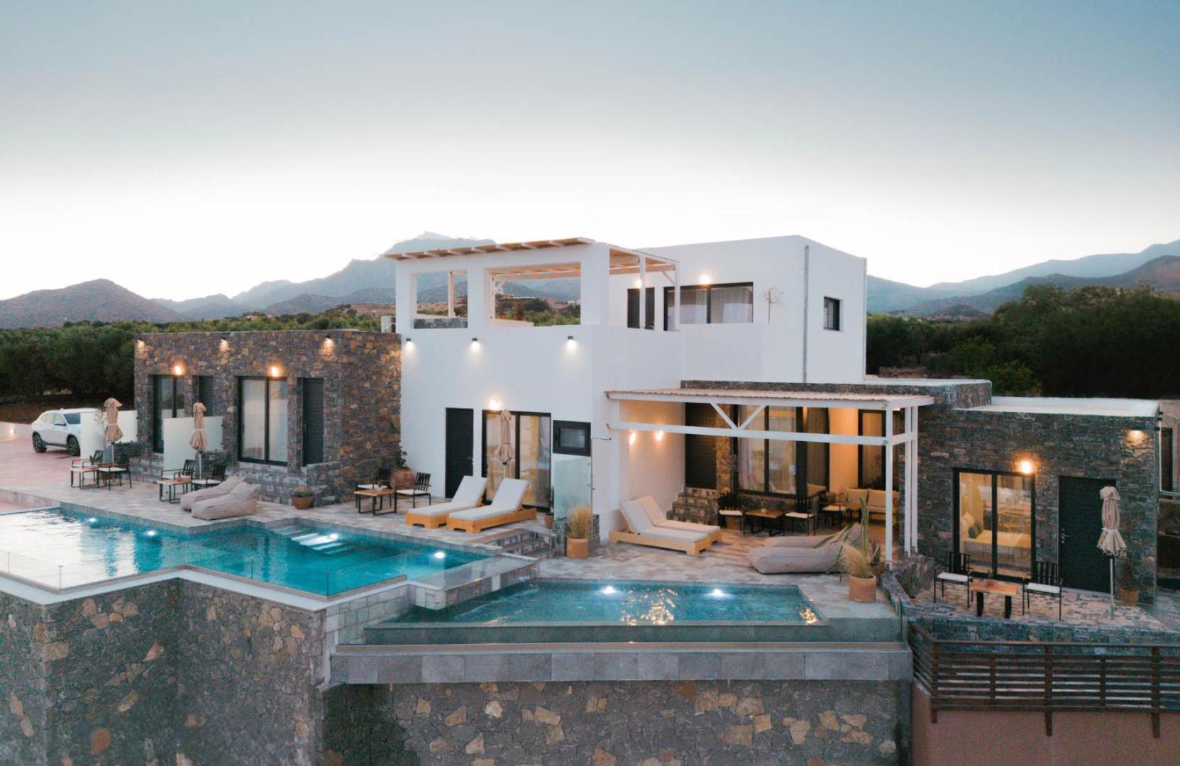 Plakakia Luxury Apartments Makrýgialos Eksteriør billede