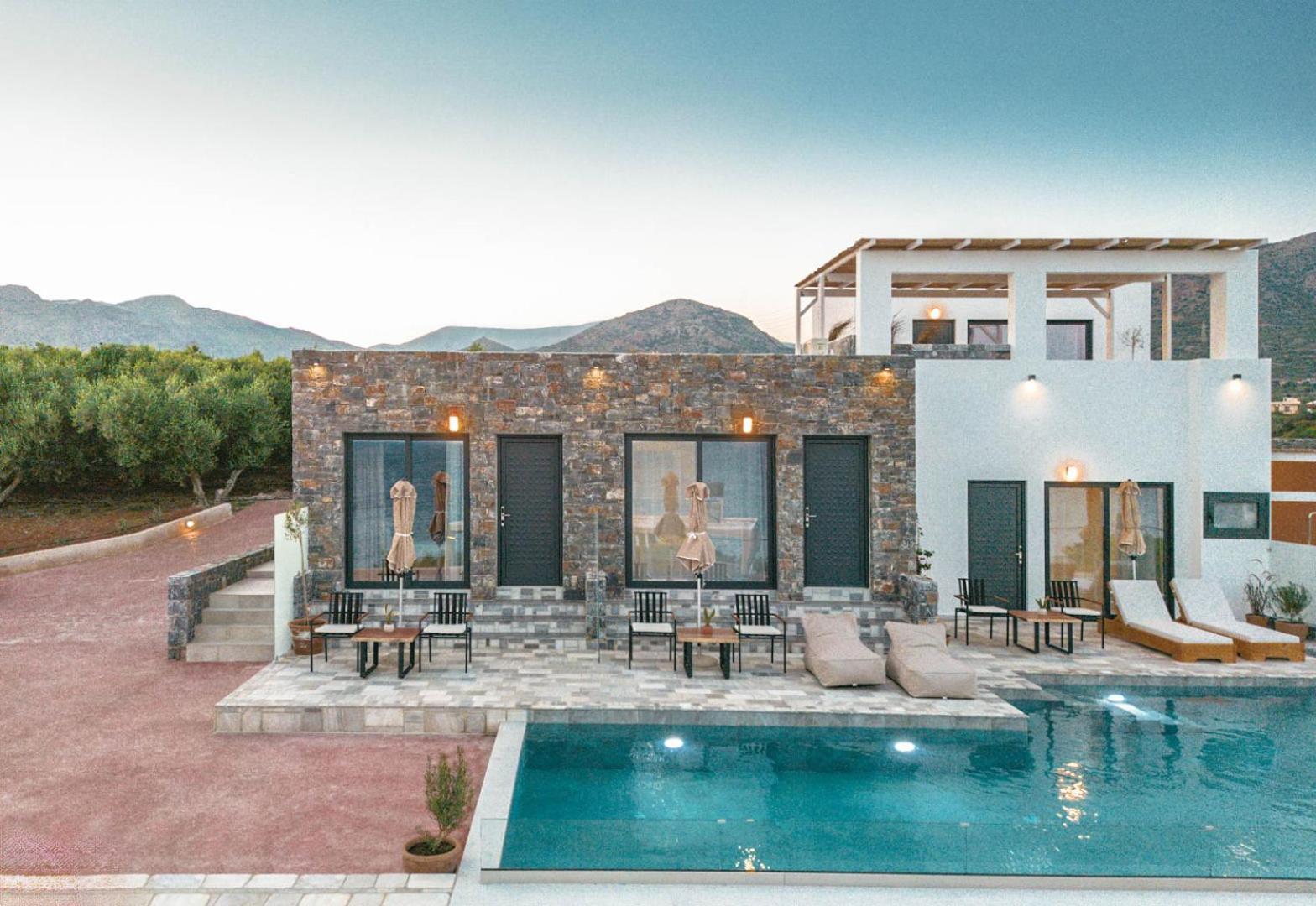 Plakakia Luxury Apartments Makrýgialos Eksteriør billede