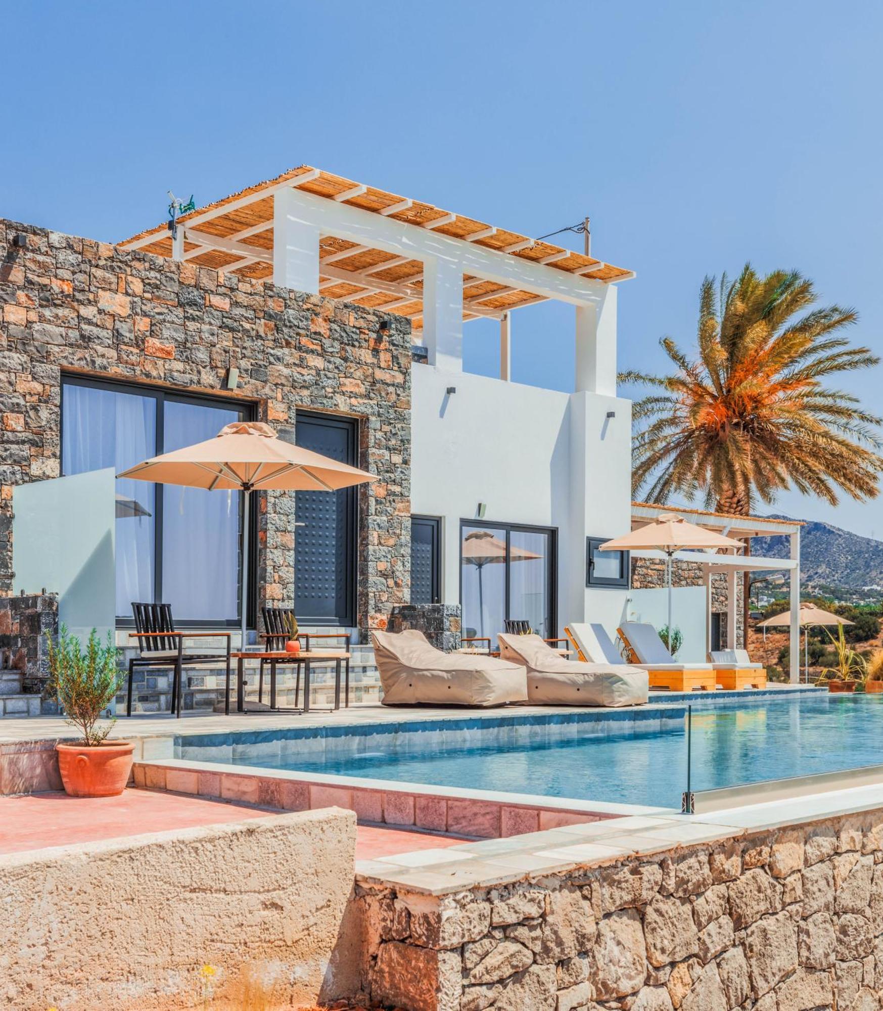 Plakakia Luxury Apartments Makrýgialos Eksteriør billede